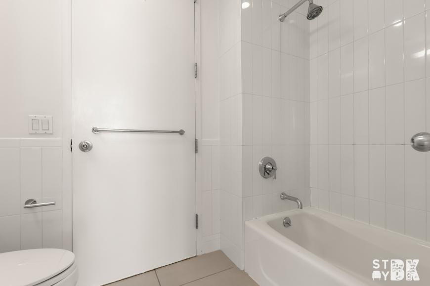 535 Clinton Avenue - Photo 7 of 10