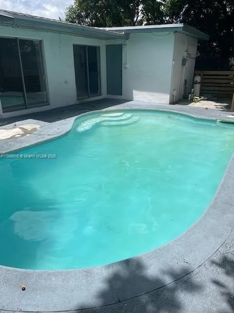 4421 Nw 33rd St #0 - Photo 2 of 27