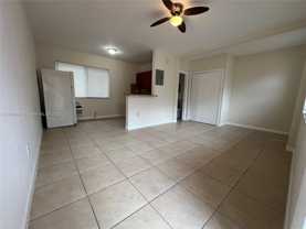 690 Ne 85th St #3D - Photo 1 of 1