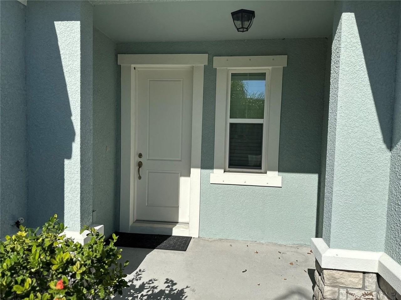 11665 Rolling Green Drive - Photo 3 of 46