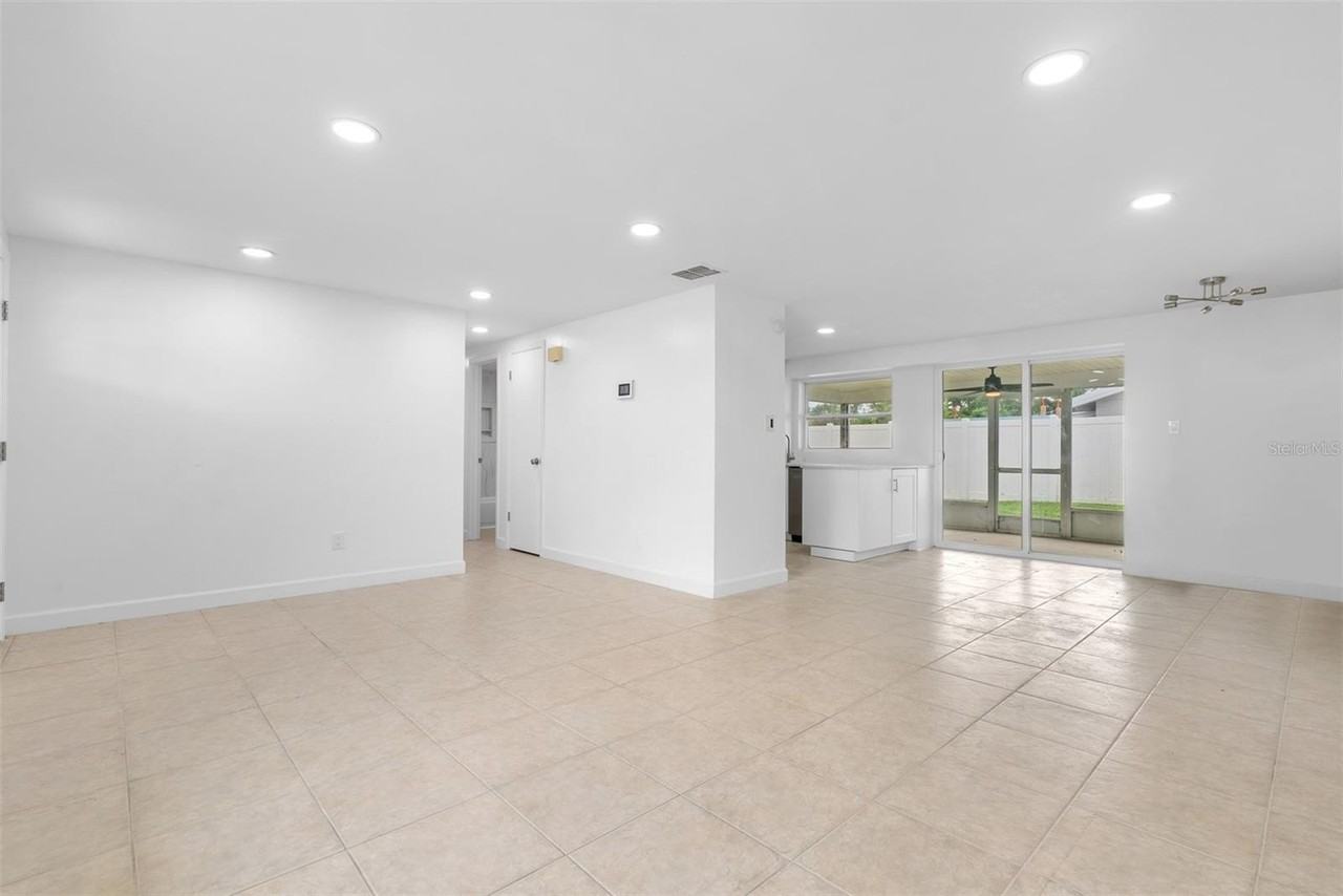 504 Red Mangrove Ln - Photo 7 of 45