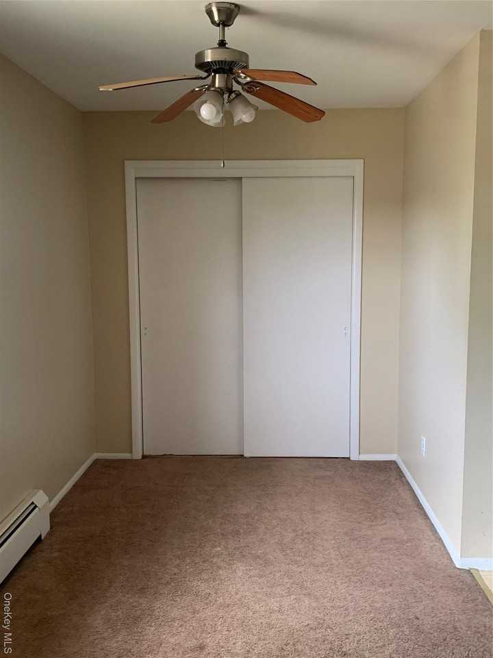 23 Doxbury Lane - Photo 5 of 26