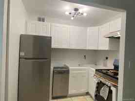 4 Consulate Dr #2M - Photo 1 of 1