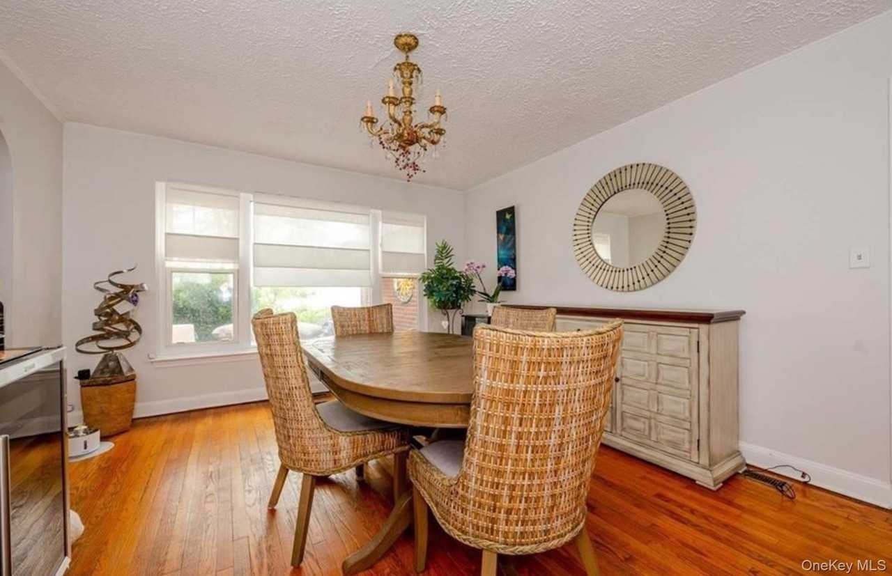 365 E Walnut St - Photo 5 of 18