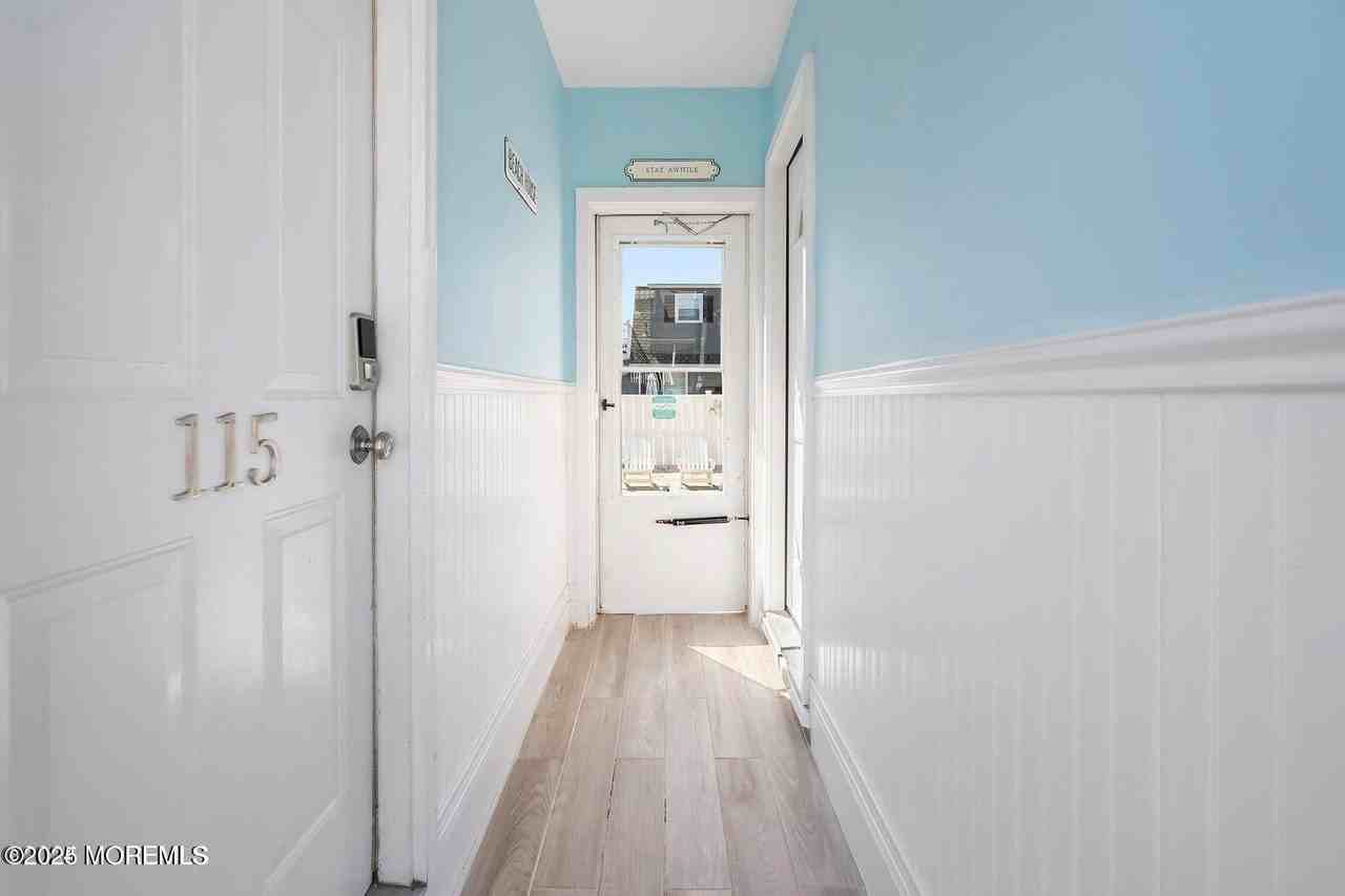 115 Coolidge Avenue - Photo 3 of 25