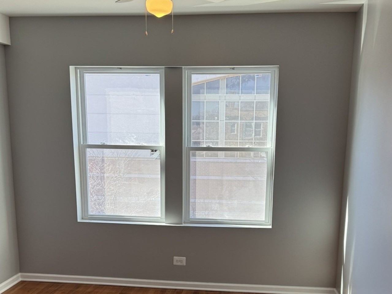 7645 S Cottage Grove Ave #6 - Photo 3 of 8