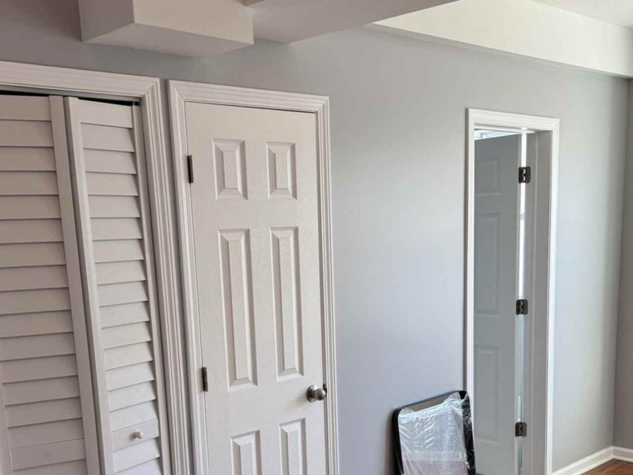 7645 S Cottage Grove Ave #6 - Photo 4 of 8