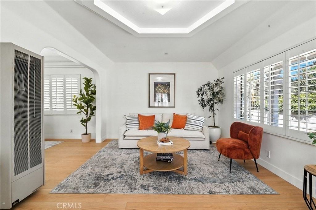 5841 Arroyo Dr - Photo 4 of 50