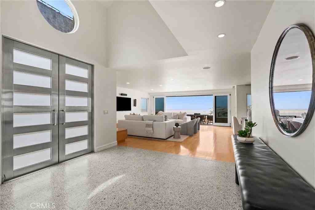 1554 E Oceanfront - Photo 2 of 50