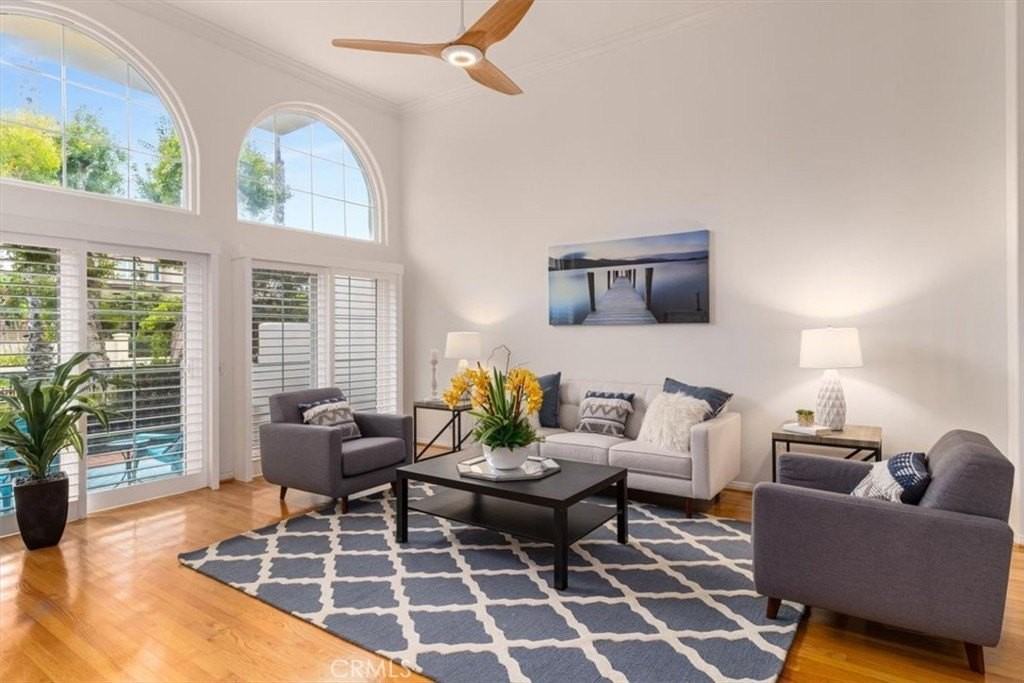 19381 Maidstone Ln - Photo 5 of 30