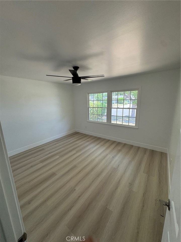 9501 Laramie Ave - Photo 7 of 12