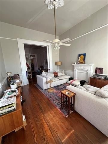 4217 Burgundy St - Photo 2 of 9