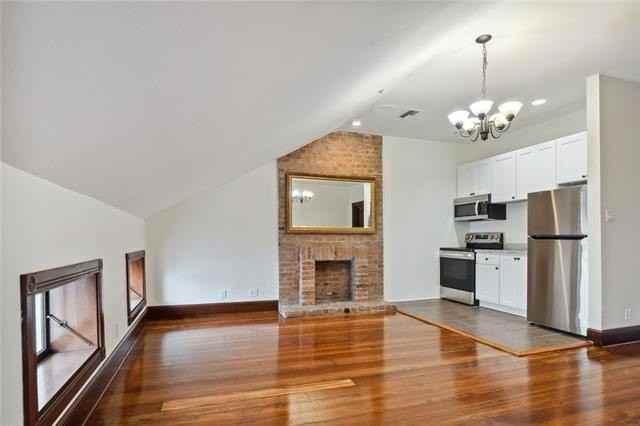 314 N Rampart St #E - Photo 4 of 9