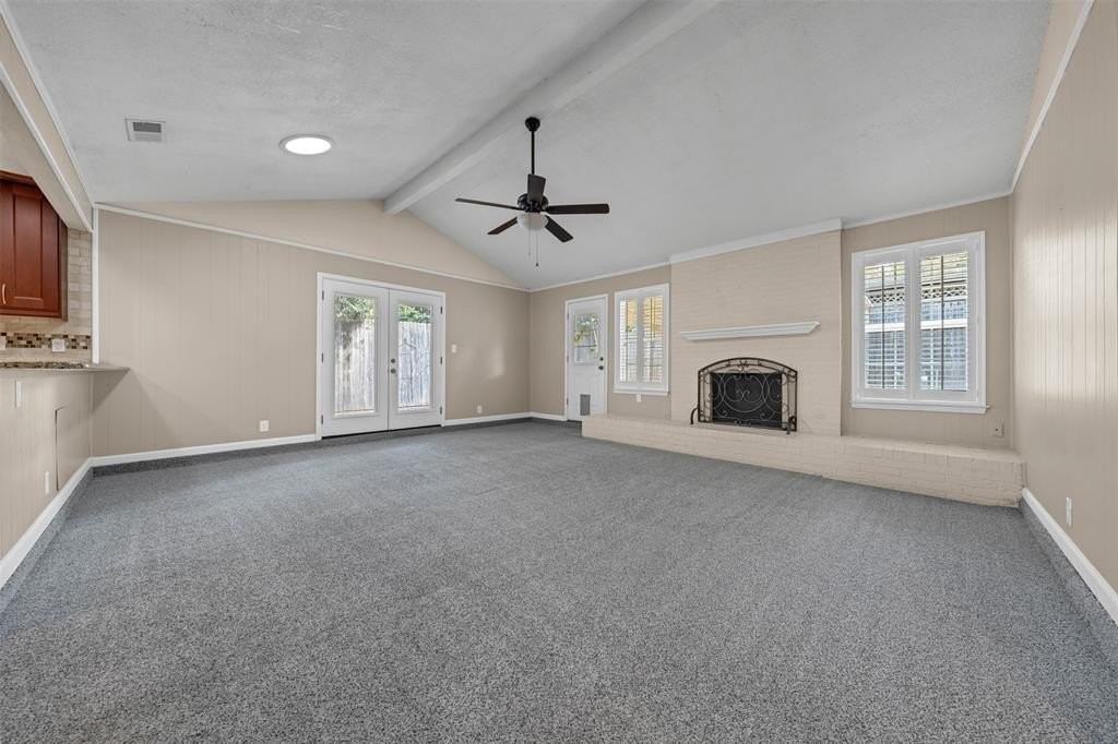 2401 San Diego Dr - Photo 5 of 28