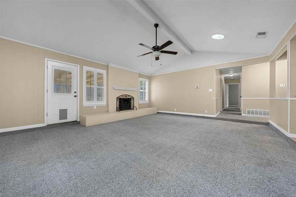 2401 San Diego Dr - Photo 6 of 28