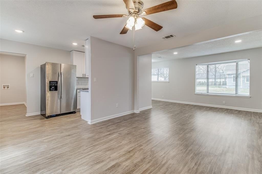 822 North Throckmorton Street - Photo 5 of 12