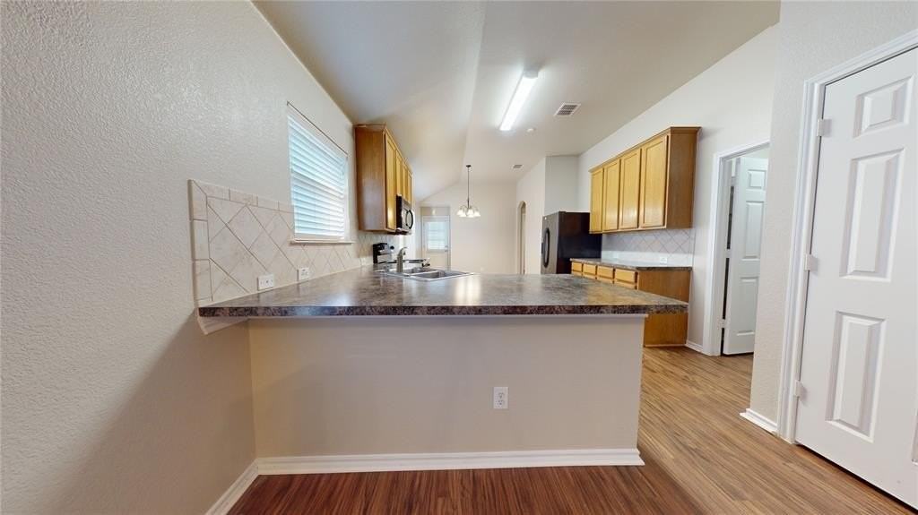 1329 Silver Maple Ln - Photo 6 of 18