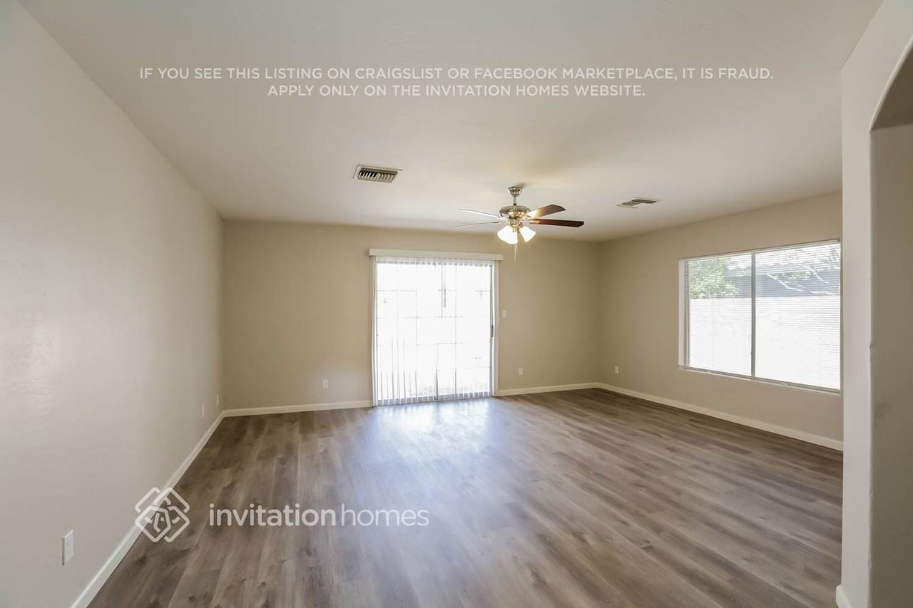 818 E Ardmore Rd - Photo 2 of 15