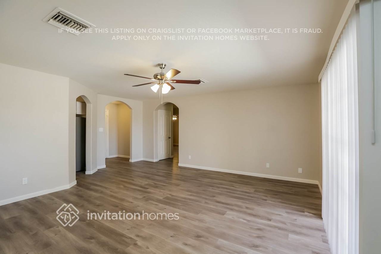 818 E Ardmore Rd - Photo 5 of 15