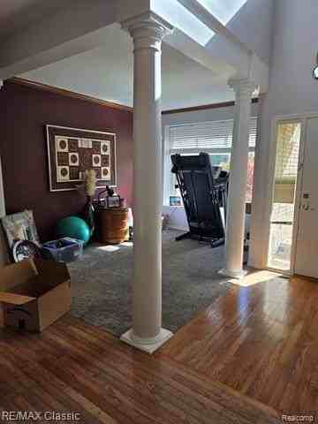 24655 Camille Dr - Photo 5 of 34