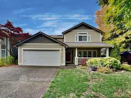 featured image of 5513 Komachin Loop Se