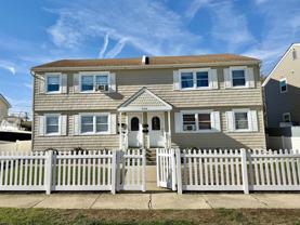 646 N Dover Ave - Photo 1 of 1