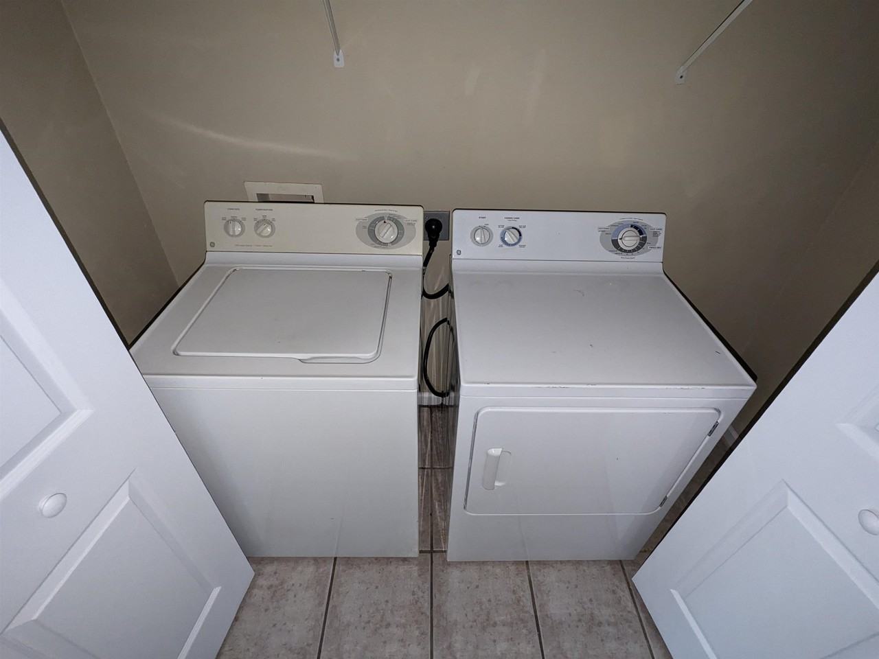 729 Wailes St - Photo 6 of 14