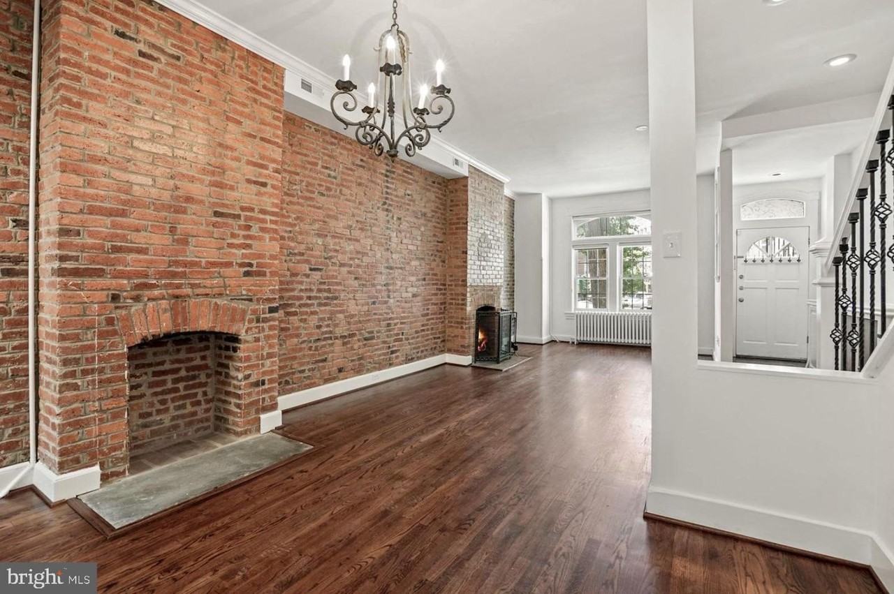 1635 Marion Street Northwest - Photo 4 of 27