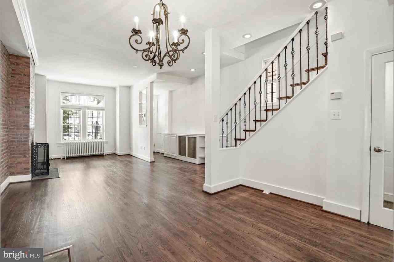 1635 Marion Street Northwest - Photo 5 of 27