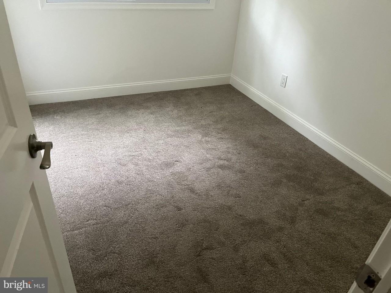 611 Winona Court - Photo 6 of 15