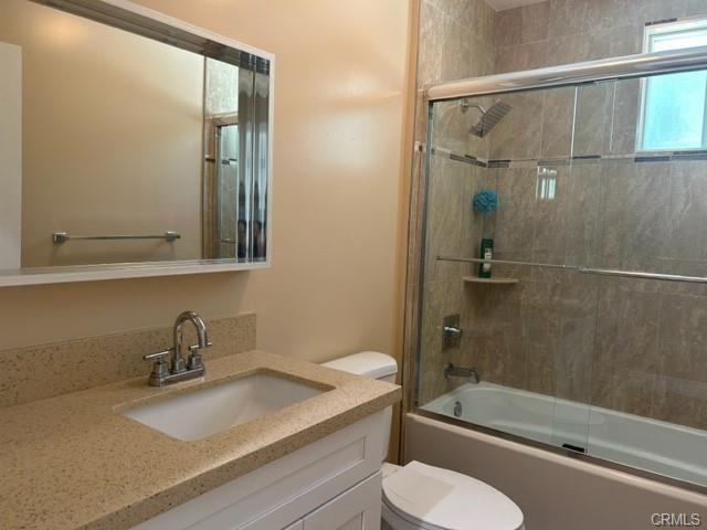 17257 Welby Way - Photo 3 of 8