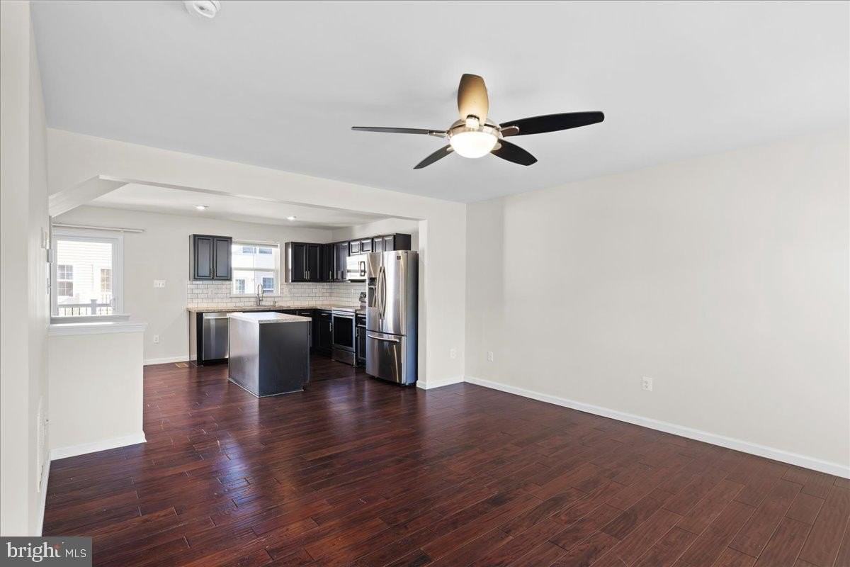 109 Lance Way - Photo 5 of 37