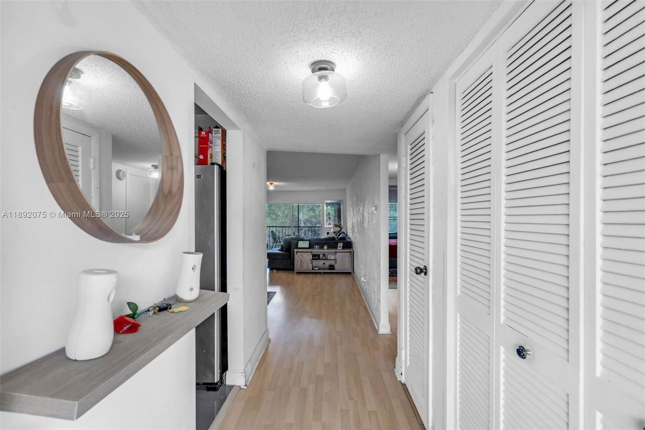 6100 S Falls Circle Dr #410 - Photo 3 of 8