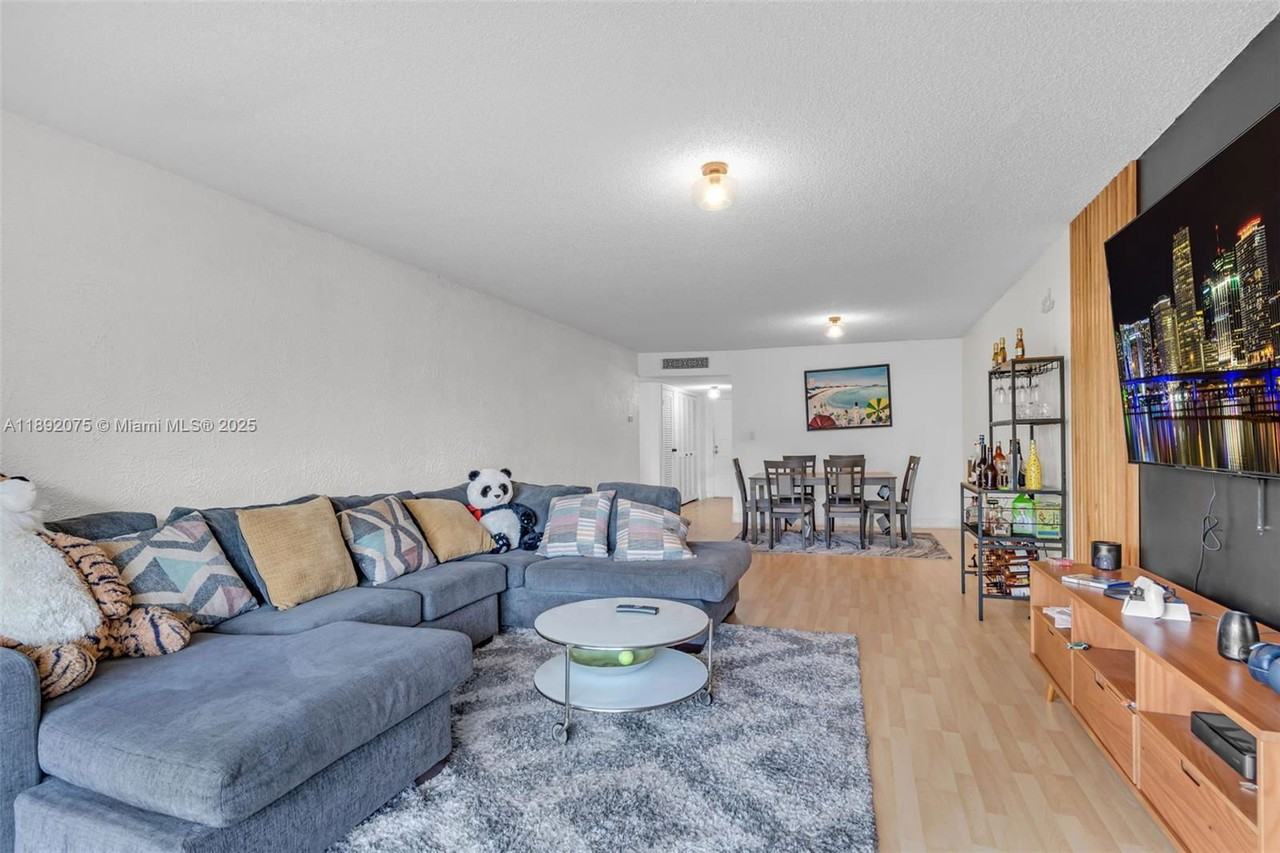 6100 S Falls Circle Dr #410 - Photo 6 of 8