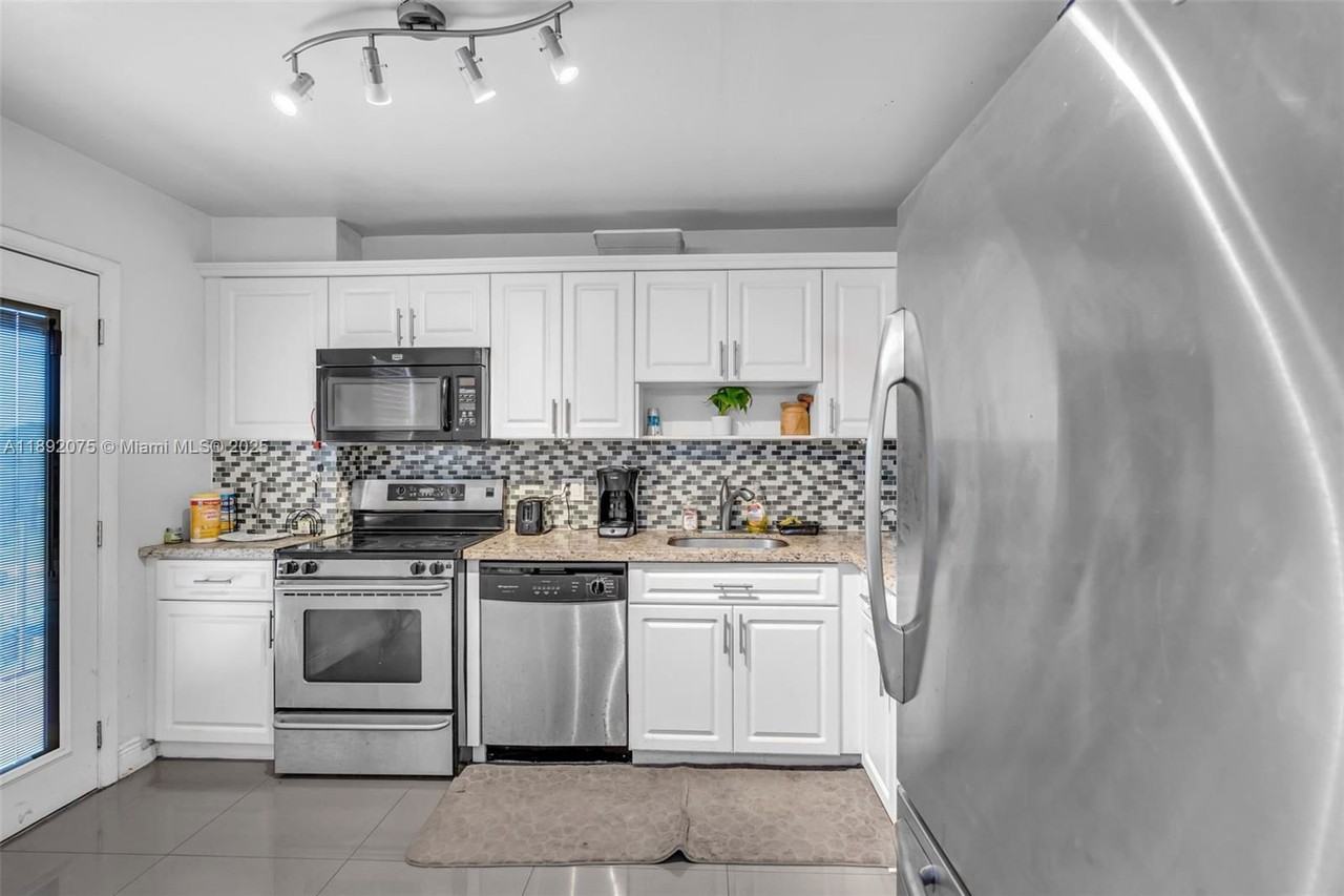 6100 S Falls Circle Dr #410 - Photo 7 of 8