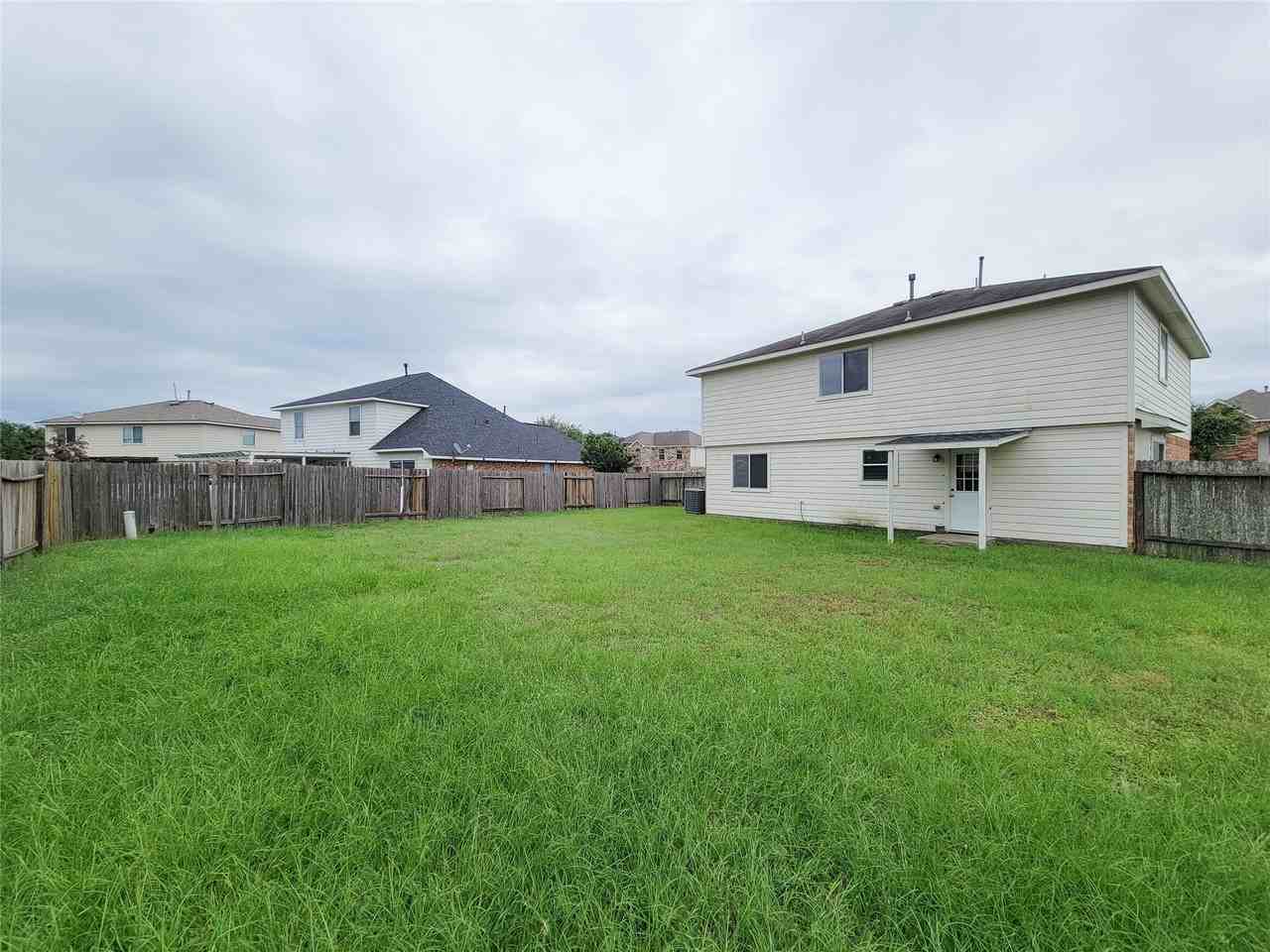 21522 Stonecross Terrace Lane - Photo 4 of 44