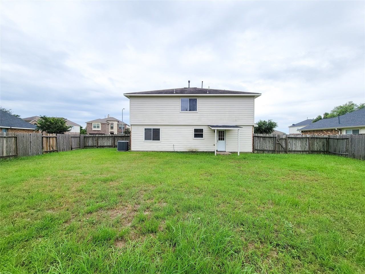 21522 Stonecross Terrace Lane - Photo 5 of 44