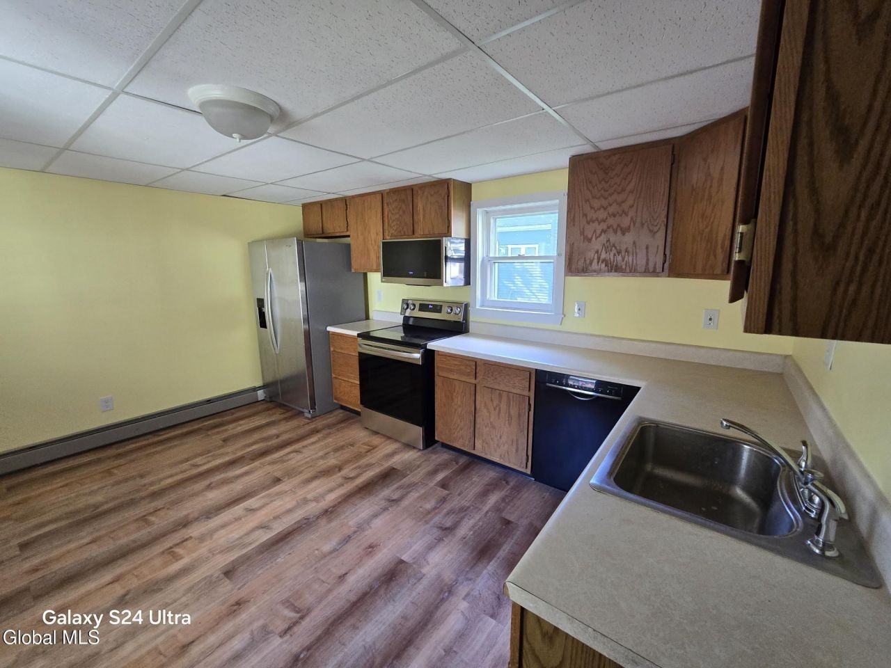 70 Oak Street - Photo 5 of 15