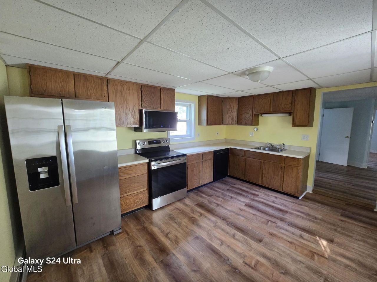 70 Oak Street - Photo 6 of 15