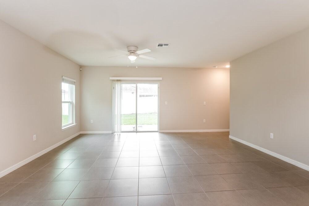 1708 Minnow Ct - Photo 3 of 16