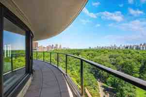 featured image of 200 Central Park S #14B
