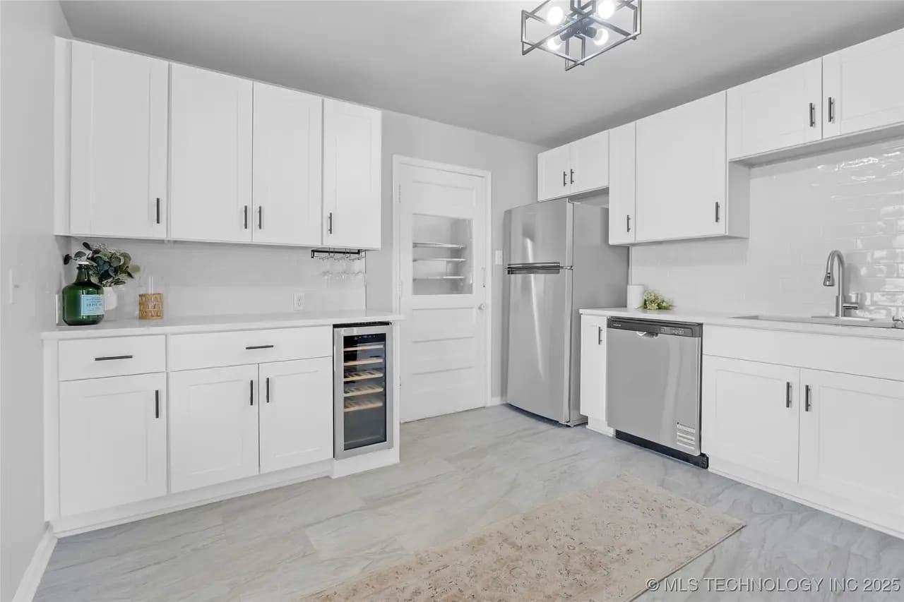 2333 W Easton Pl - Photo 2 of 19