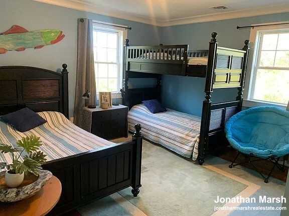 4 Creek St #4 - Photo 2 of 15