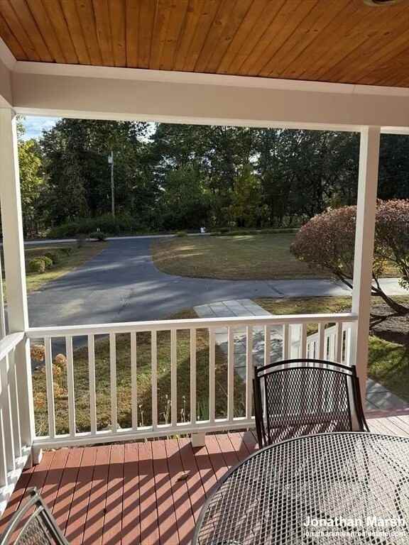 6 Stock Farm Rd #6 - Photo 2 of 14
