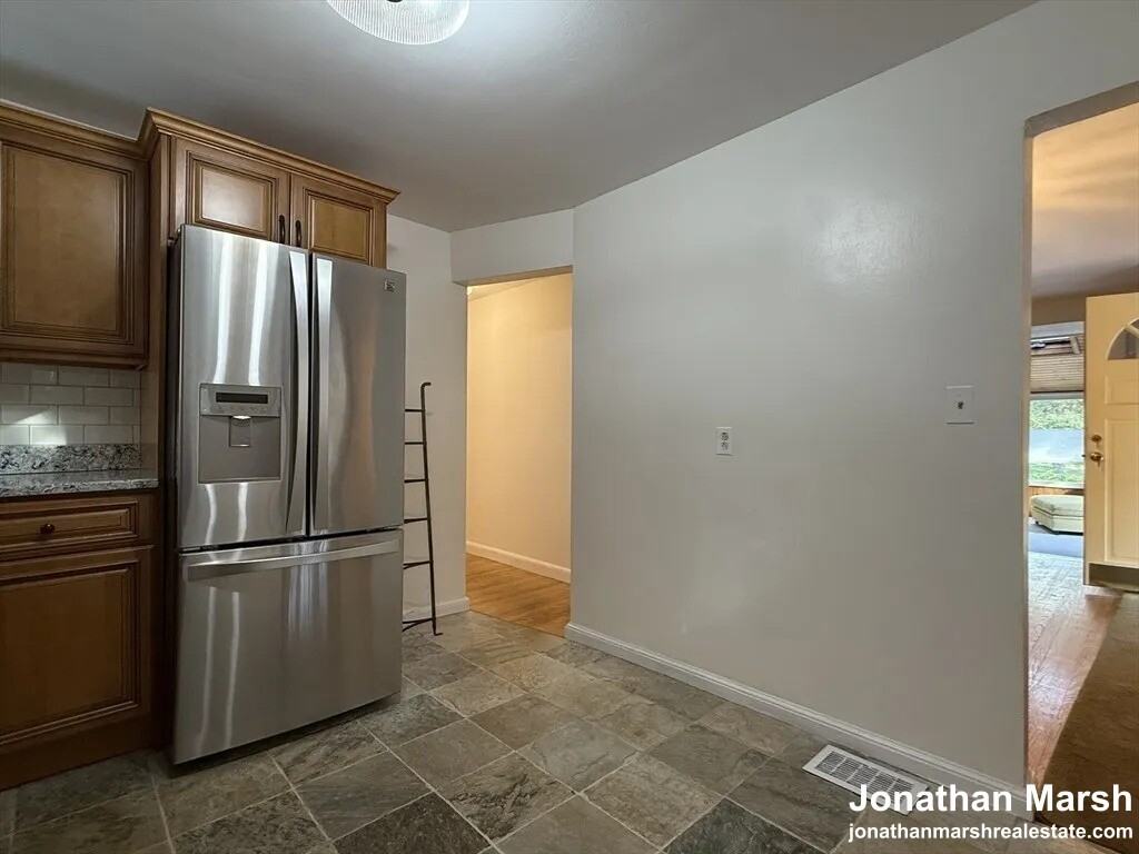 6 Stock Farm Rd #6 - Photo 3 of 14