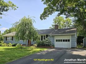 121 Huntington Rd - Photo 1 of 1