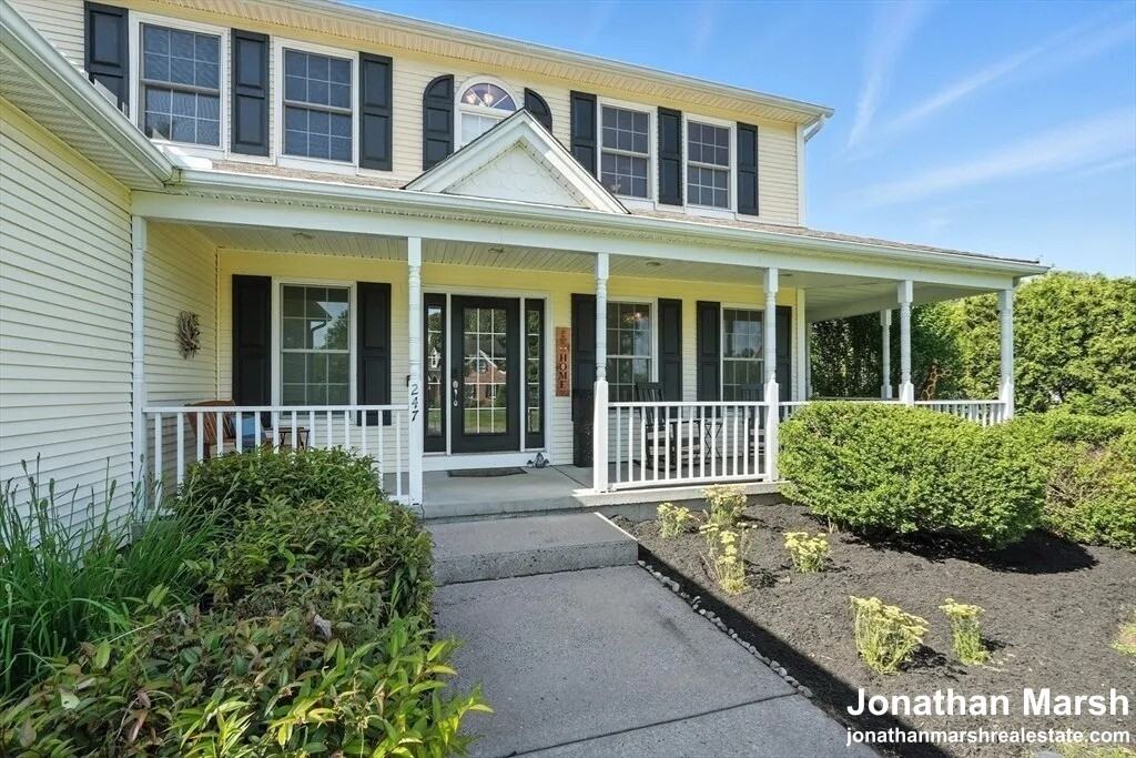 247 Munger Hill Rd - Photo 2 of 11