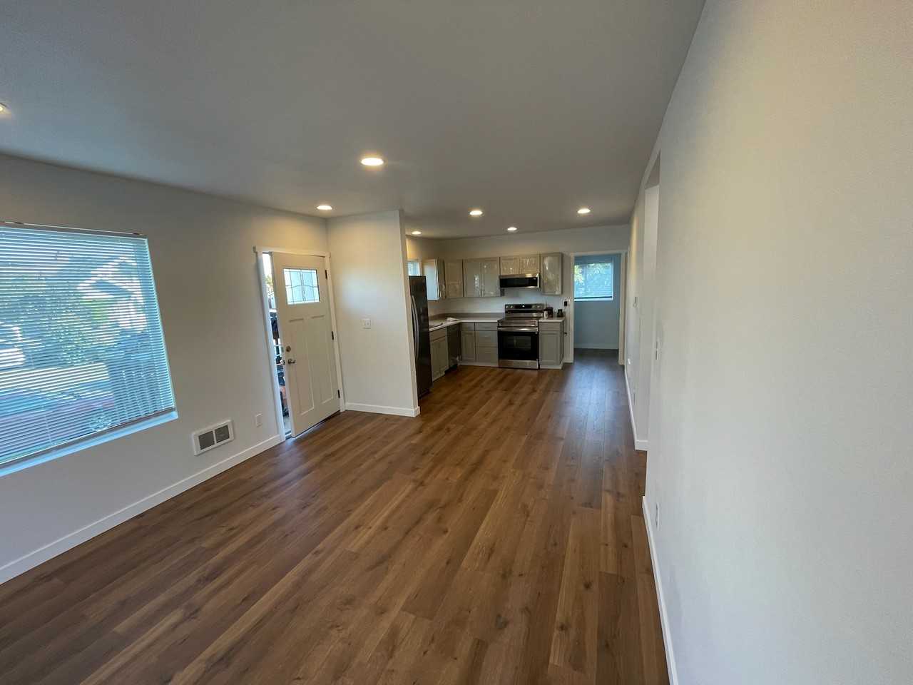 405 Williams Ave N #NA - Photo 7 of 16