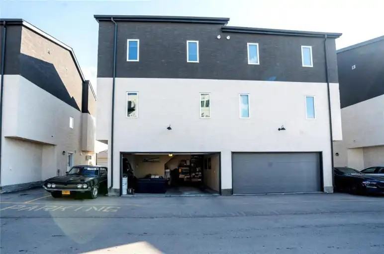 33 Nihal Bay #33 - Photo 3 of 17