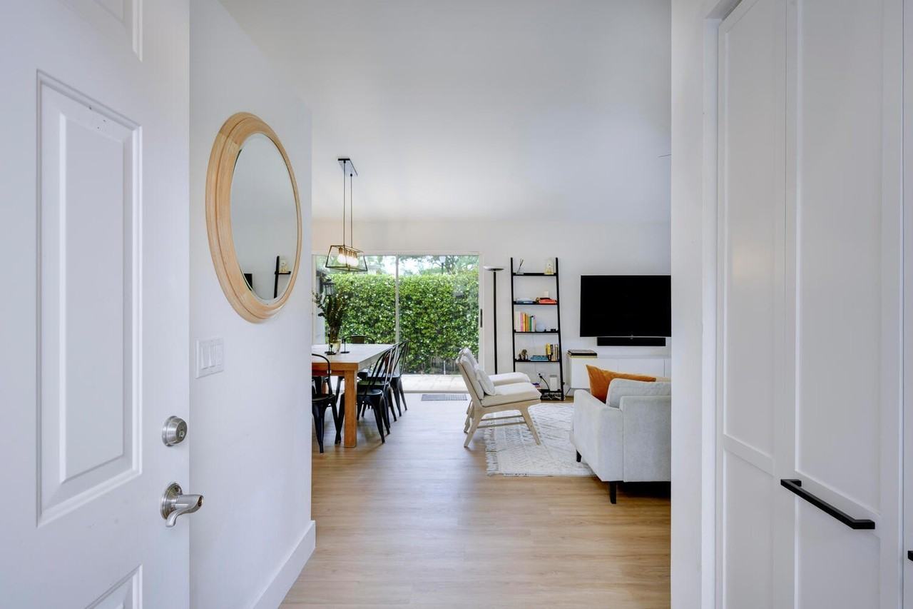 32 Admirals Ct - Photo 4 of 26